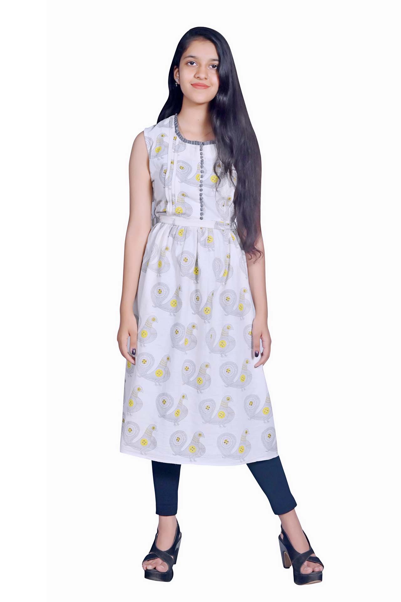 White on sale printed kurtis